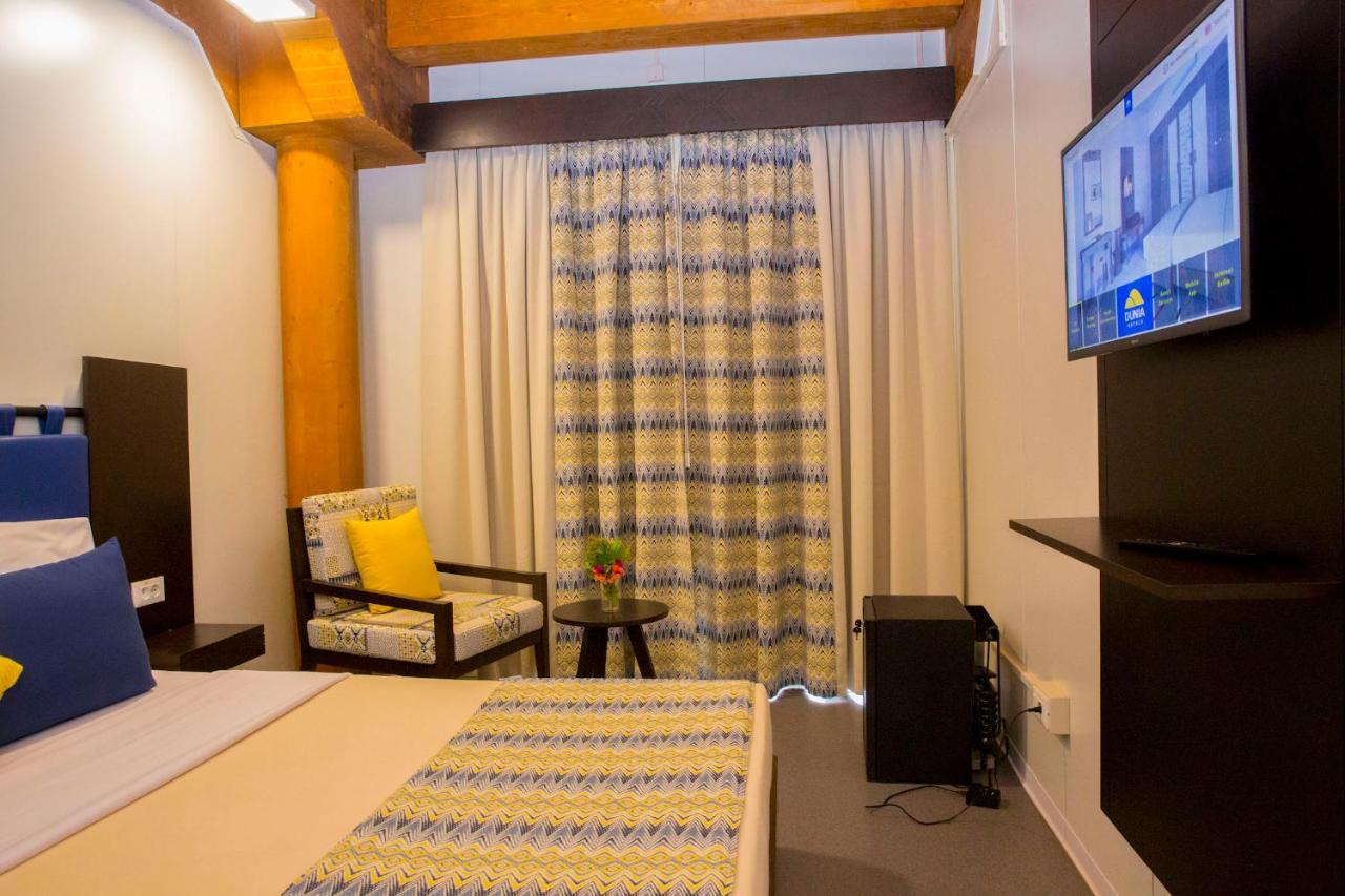 Dunia Hotel Ouagadougou Loumbila 外观 照片
