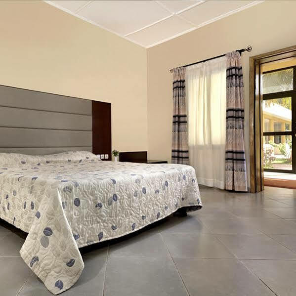 Dunia Hotel Ouagadougou Loumbila 外观 照片