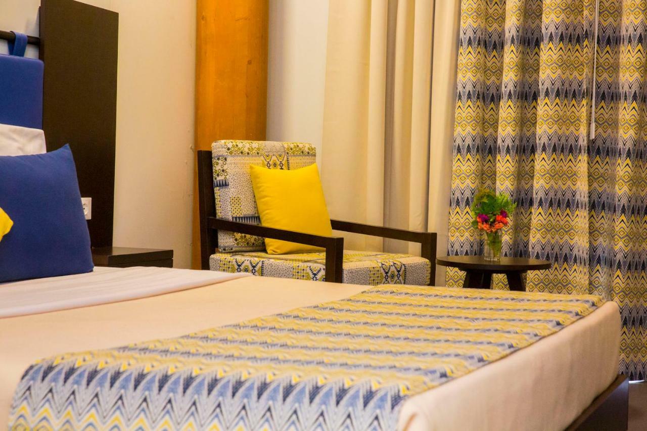 Dunia Hotel Ouagadougou Loumbila 外观 照片