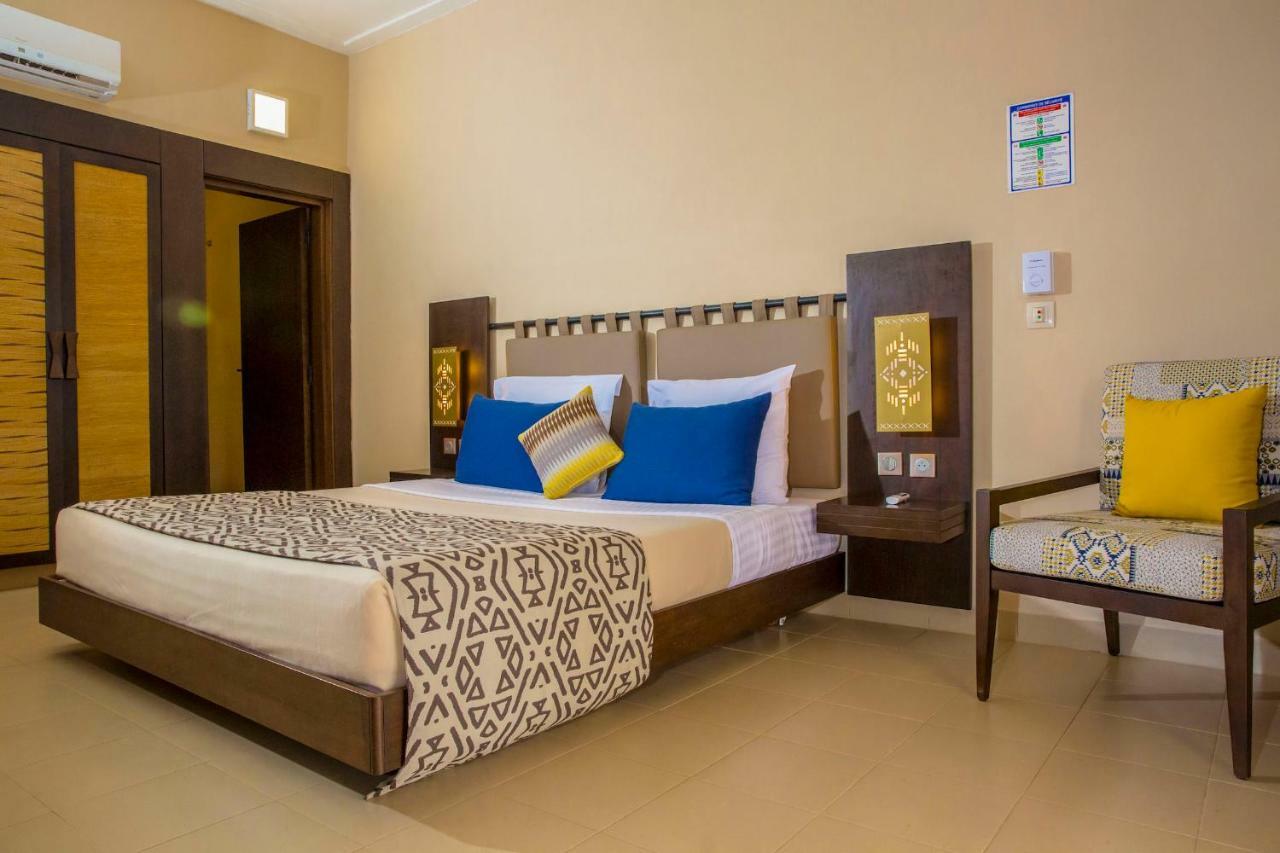 Dunia Hotel Ouagadougou Loumbila 外观 照片
