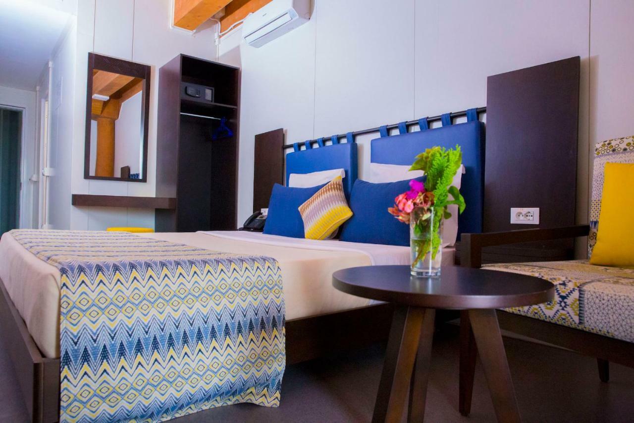 Dunia Hotel Ouagadougou Loumbila 外观 照片