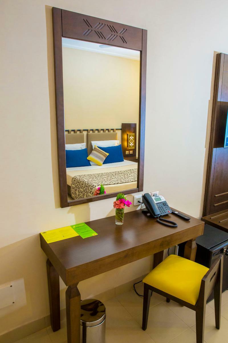 Dunia Hotel Ouagadougou Loumbila 外观 照片